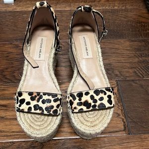 Antonio Melani wedges